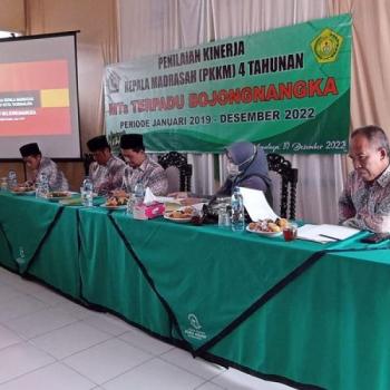 Kegiatan Rutin Tahunan Penilaian Kinerja Kepala